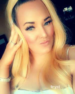 Super cooper - sexy bubbly blonde vixen in Williston ND