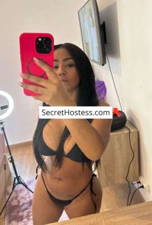 Paola, Independent in Caracas