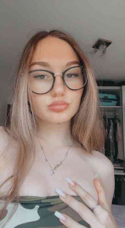 24 year old Escort in Ampflwang im Hausruckwald I’m Mama?Honest, Real, ?I’m horny and available now my 