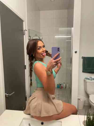 27 year old Escort in Birmingham Hi, I'm Estella