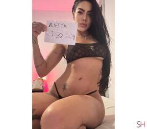 Italy Anitta big ass .., Independent in Highland