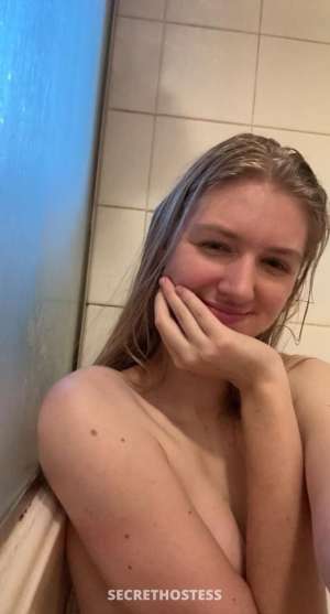 30 year old Caucasian Escort in Iowa City IA Sweet and hot, ready for **** and for any touch and romantic