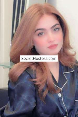 Maheen, Agency in Karachi