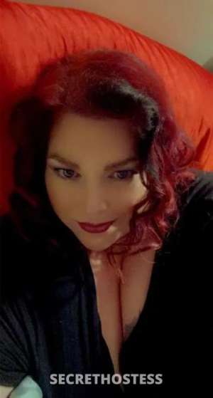 49 year old Escort in Paradise Tamworth BBW raunchy redhead for an unforgettable experience in 