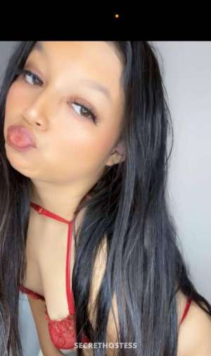 22 year old Hispanic Escort in Montreal New In Town OUTCALL ONLY