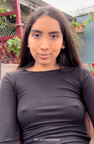 24 year old Hispanic Escort in Thunder Bay brownie columbian hottie open to fuck and party all night