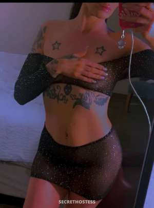 25 year old Caucasian Escort in Cambridge B&amp;G special hurricane khloe I’m REAL &amp; 