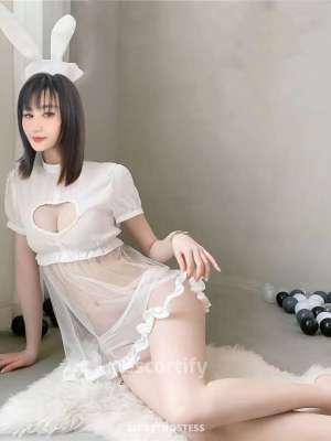 32 year old Asian Escort in Wellington MayHot girl