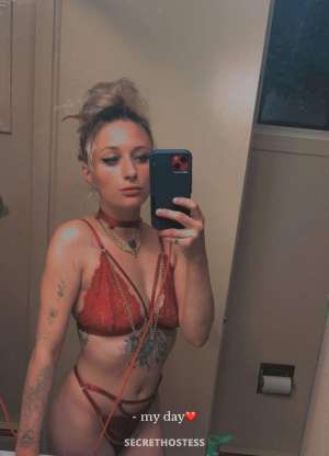 21 year old babe available in red deer in Red Deer