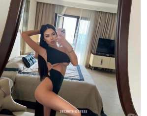 24 year old Latino Escort in East Midlands ?party girl selena new in town