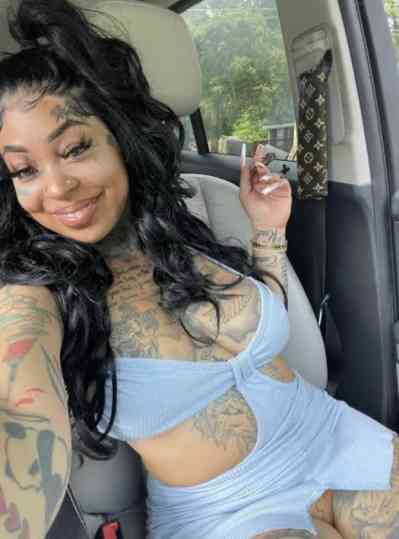 23 year old Escort in Alabaster AL ?Escort Got Weed,white, percsDown?to all fun & Hookup???