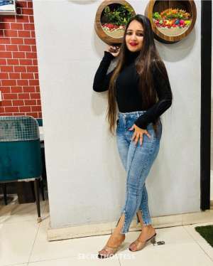 22 year old Indian Escort in Thāne Komal Escorts service, escort agency