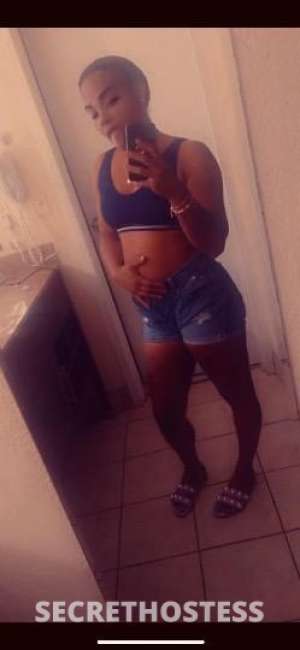 TINKABELLA 22Yrs Old Escort Savannah GA Image - 5