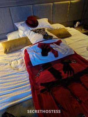 Right Now! HotMotelHosts - BoobyBlondBetina &amp; BiCD  in Sydney