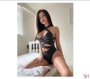 23Yrs Old Escort Size 6 South Gloucestershire Image - 2