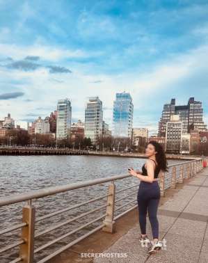 Bella Balmori - Short and sweet in Arlington VA