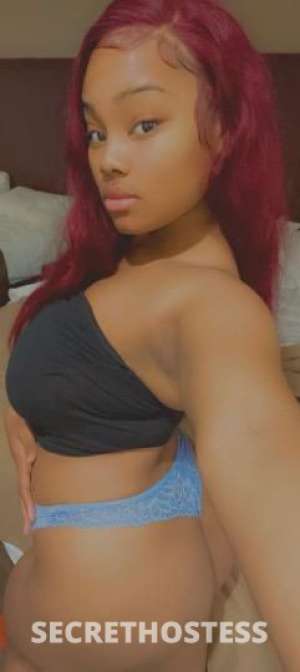 22 year old Escort in Oakland CA Facetime Verification ?? 5