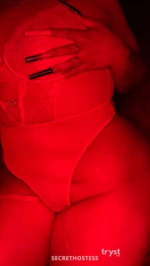 25 year old Hispanic Escort in Peoria AZ Legacy