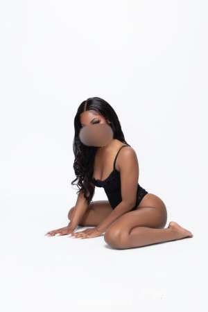 Nikkixosweets - Sensual Sweet &amp; Sexy in Concord CA