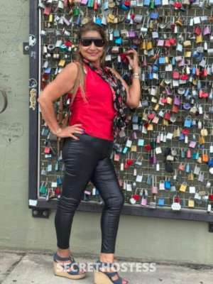 48 year old Latino Escort in Treasure Coast FL Spanish Latin woman