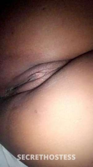 21 year old Escort in Chicago IL outcalls only