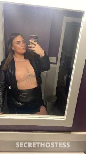 33 year old Russian Escort in Brooklyn NY Sexy blue eyed Russian BBW for your OUTCALL and CAR DATE 