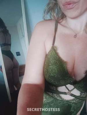 26 year old Australian Escort in Moonee Ponds Melbourne Sensual Scarlet is back. Moonee Ponds, Melbourne