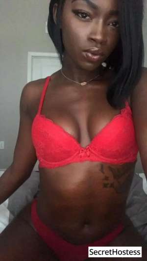 28 year old Escort in Atlanta GA Escort model NAOMI ROYAL