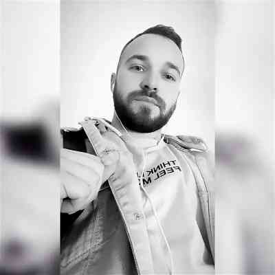 28 year old Barbudans Escort in Poznan Oferuję klimat GFE