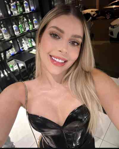 25 year old Escort in Palmdale/lancaster CA Incall or outcall (520)?463?4483