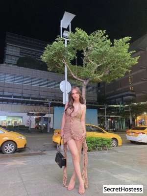 25 year old Escort in Manila Escort model Candy