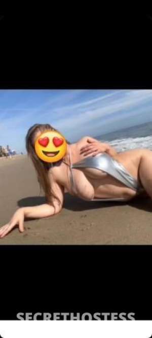 26 year old Latino Escort in San Fernando Valley CA latina caliente