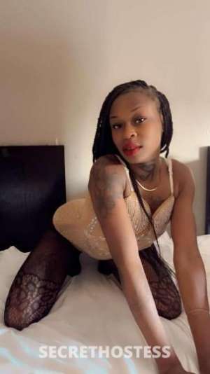 20 year old Escort in Orlando FL Party Favors