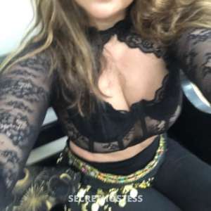 32 year old Latino Escort in Los Angeles CA October Reviews! I Love to Kiss! GFE West LA Private Incall