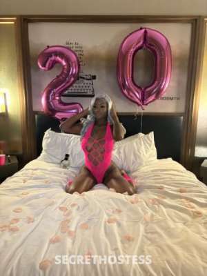 20 year old Escort in Los Angeles CA .. chocolate goddess
