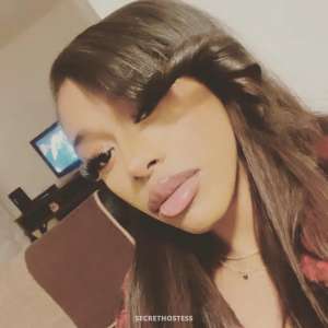 Sexy beautiful smooth petite chocolate   available now in Seattle-Tacoma WA