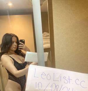 22 year old Hispanic Escort in London Sexy young horny brunette available now! throat queen! duos