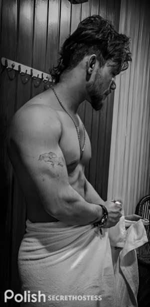 25 year old Indian Escort in Ahmedabad Soyab X Khan, Male escort