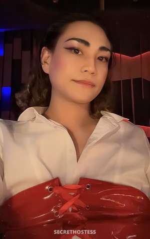 22 year old Asian Escort in Al Manama Massage (The Benefits of Thai Massage), masseuse
