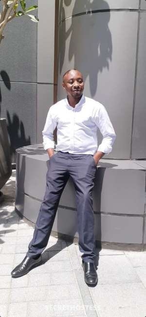 34 year old Escort in Tehran Ses, masseur
