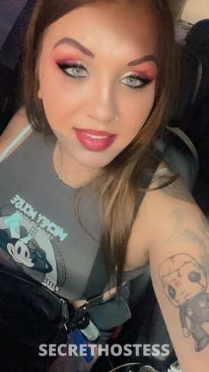 24 year old Italian Escort in Austin TX exotic look pretty eyes super freak