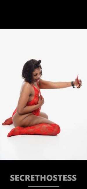 26 year old Escort in Madison WI S e x y y s e d u c t i o n