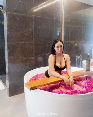 0 year old Asian Escort in Doha Laura * Vip Service Doha*, escort