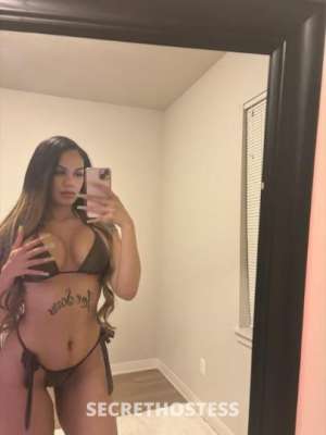 24 year old Escort in Salem OR Im the perfect mix of SEXY and SWEET topped off with 