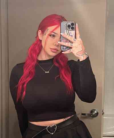 28 year old Escort in Lafayette LA I’m available for hookup both Incall and outcall