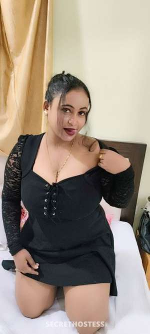 22 year old Indian Escort in Hyderabad Suji Sinha, escort