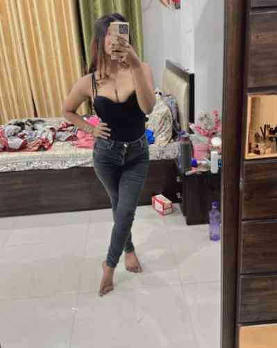 22Yrs Old Escort 62KG 166CM Tall Lahore Image - 1