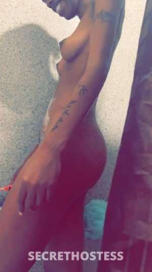 Tiny 22Yrs Old Escort Long Beach CA Image - 1