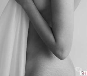 34 year old Thai Escort in Dublin The Best Times With Us