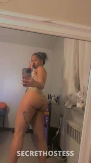27 year old Escort in Bronx NJ LIL'TLE wit da YEEEEEKS